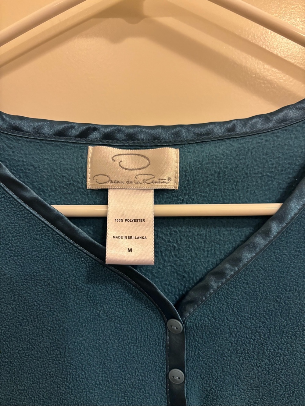 Women’s Oscar de la Renta Extremely Soft Teal Button-Front pajama top sz M